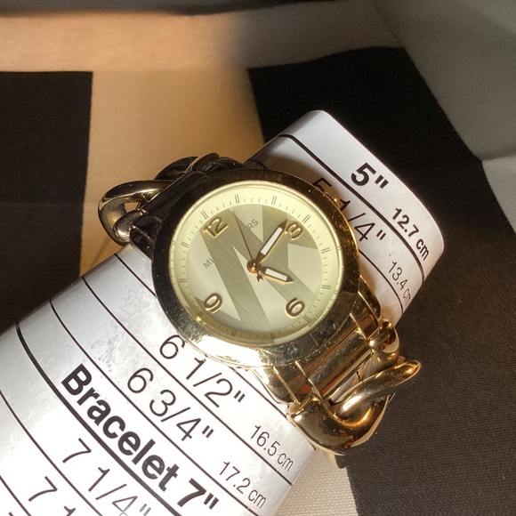 Michael Kors Runway Gold-tone Twist Chain Band Women's Watch MK3161 - Picture 6 of 11